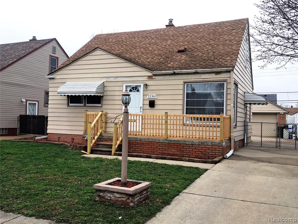13360 Jobin Street, Southgate, MI 48195 — front exterior