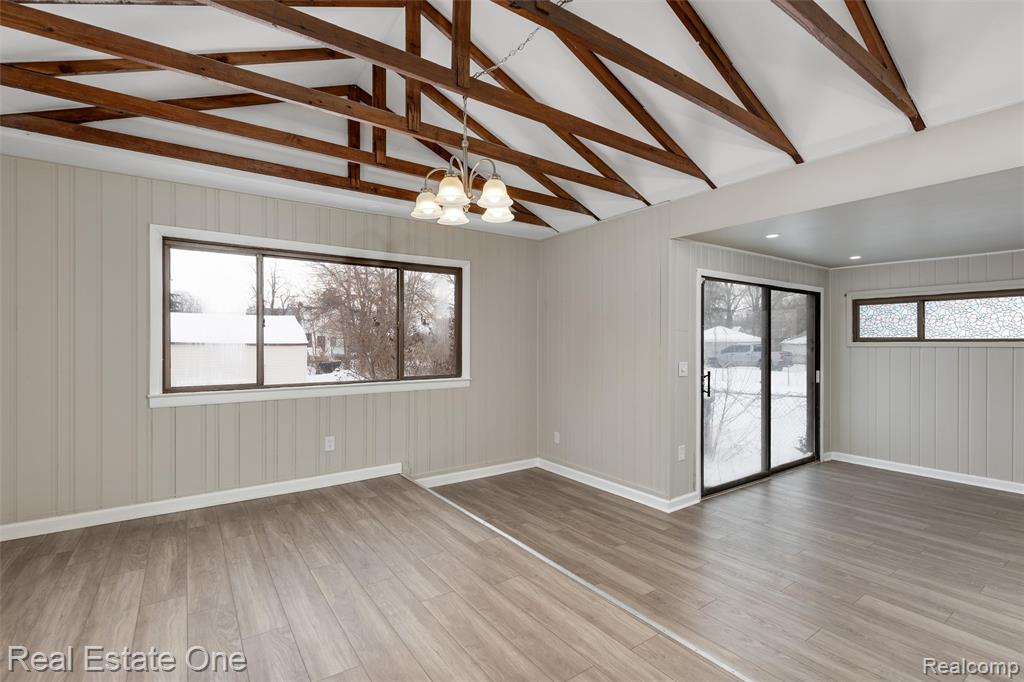 19196 Berden Street, Grosse Pointe, MI 48236 — Photo 17