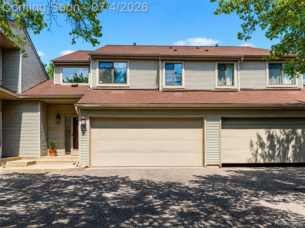 754 Ashley Circle, Rochester Hills, MI 48307 — Photo 36