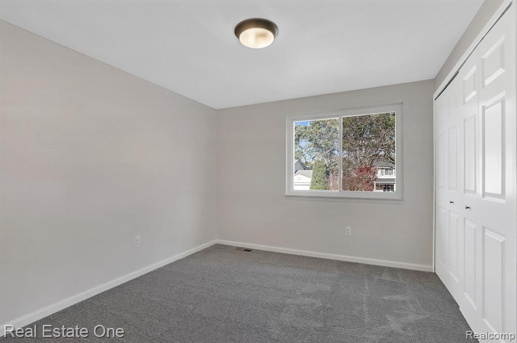 684 ABBEY, Rochester Hills, MI 48307 — Photo 39
