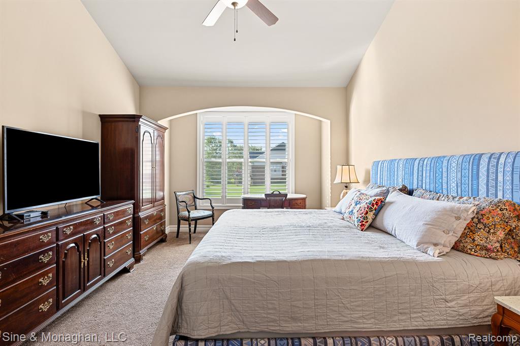 40450 JUNIPER Court, Clinton Twp, MI 48036 — Photo 21
