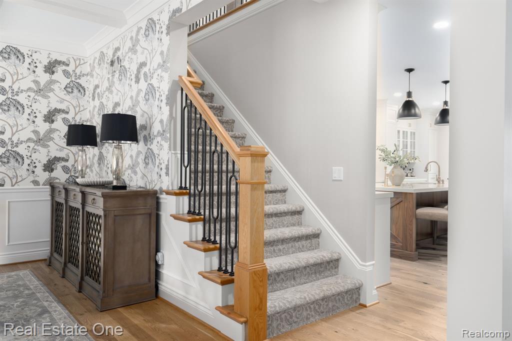 5525 Avington Parkway, Clarkston, MI 48348 — Photo 31