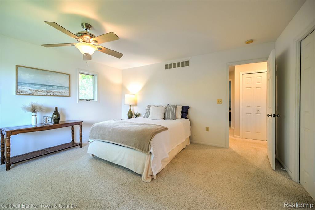 11265 N Shore Drive, Whitmore Lake, MI 48189 — Photo 26