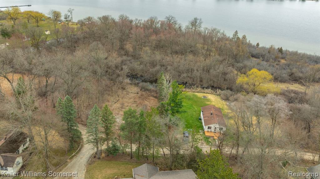 000 Lakeview Drive, White Lake, MI, 00000