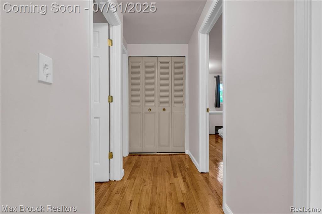 536 Fox River Drive, Bloomfield Hills, MI 48304 — Photo 14