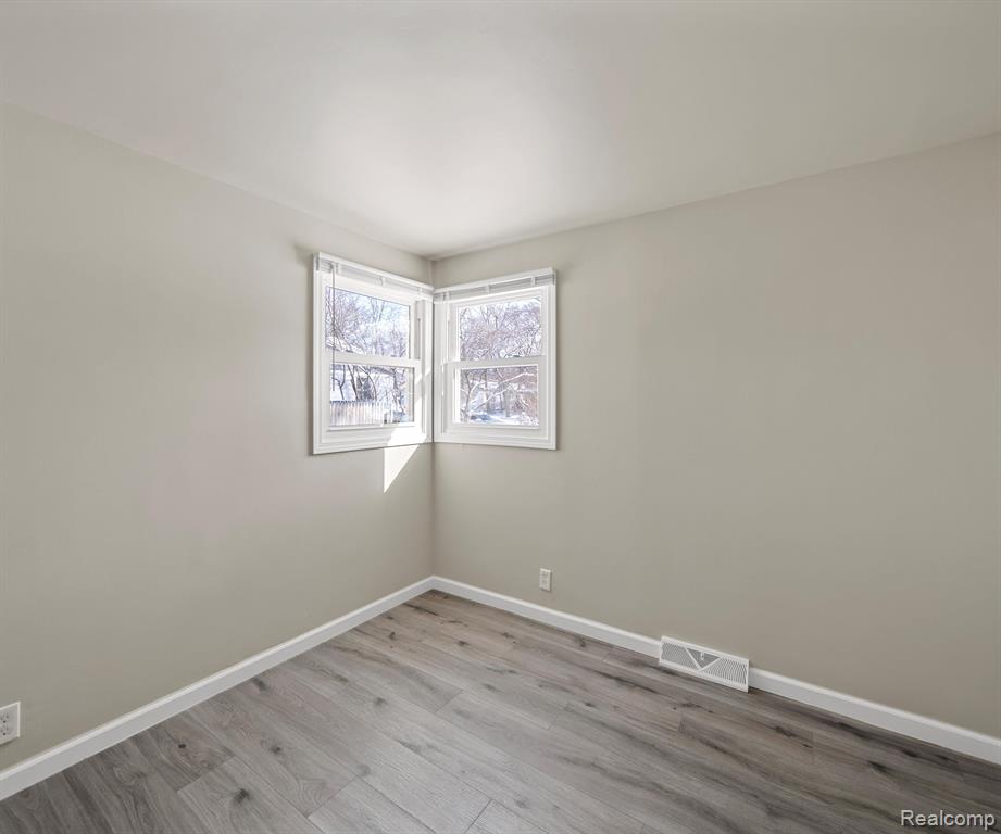 3175 LORRAINE Street, Ann Arbor, MI 48108 — Photo 15