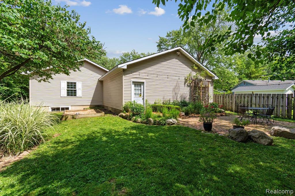 1465 FULMER Street, Ann Arbor, MI 48103 — Photo 47