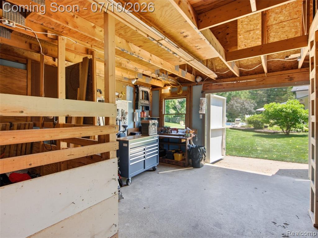 670 W Snell Road, Rochester, MI 48306 — Photo 59