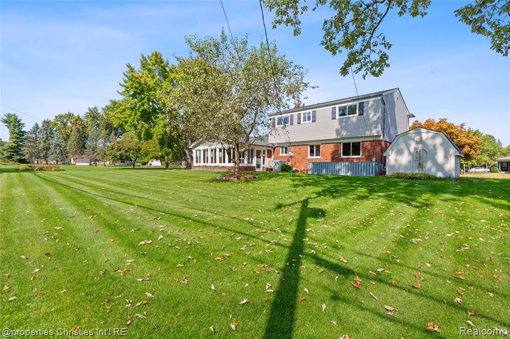 6308 Donnybrook Drive, Shelby Twp, MI 48316 — Photo 46