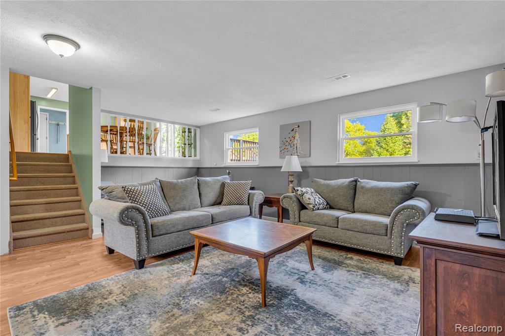 3145 S Fenton Road, Holly, MI 48442 — Photo 10