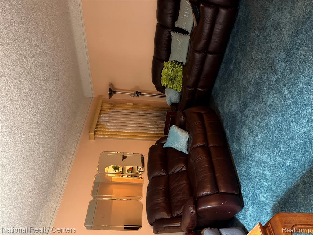 9316 Whitcomb Street, Detroit, MI 48228 — Photo 8