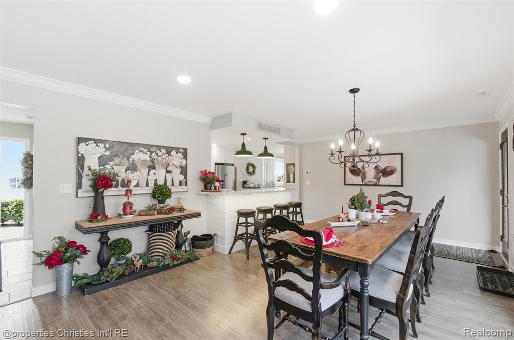 4305 Meadowlane Court, Bloomfield Hills, MI 48304 — Photo 11