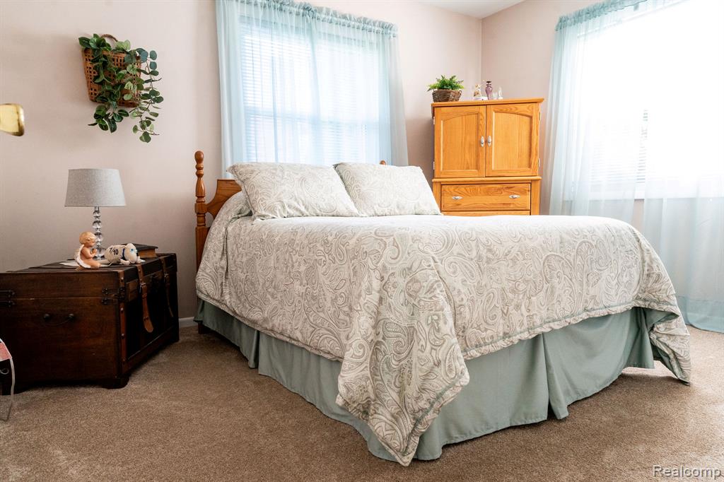 4190 Charter Oak Drive, Flint, MI 48507 — Photo 23