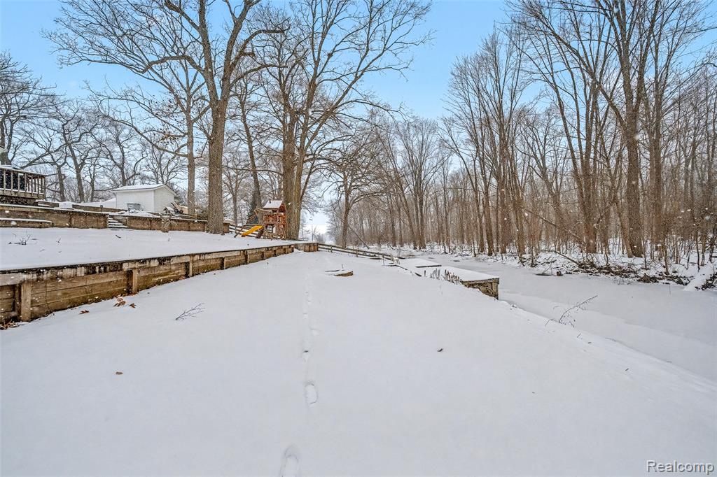 11849 Four Lakes Drive, South Lyon, MI 48178 — Photo 32