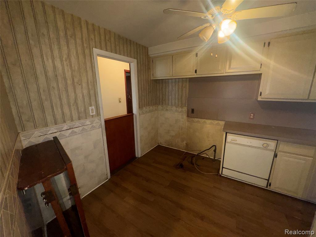 20627 Patton Court, Detroit, MI 48228 — Photo 5