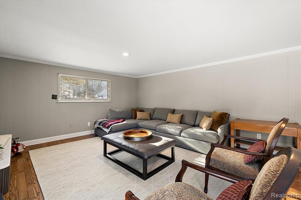5193 Kellen Lane, Bloomfield Hills, MI 48302 — Photo 25