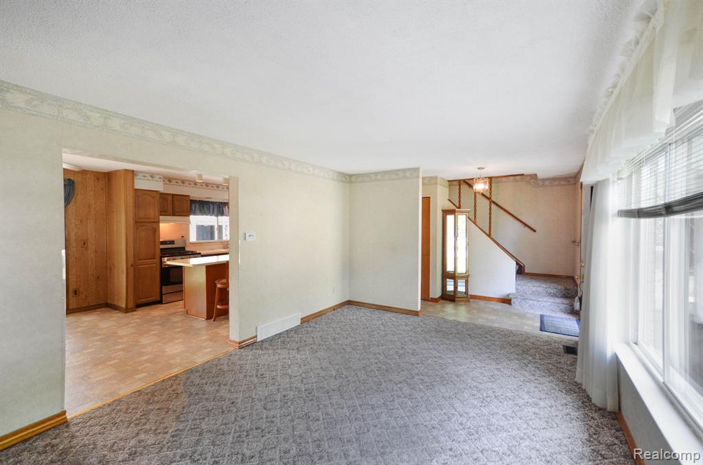40509 Irval Drive, Sterling Heights, MI 48313 — Photo 7
