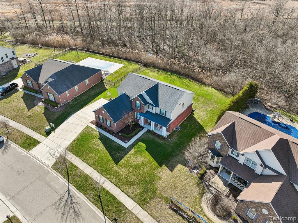 61223 BURNINGWOOD Drive, Washington, MI — Photo 2