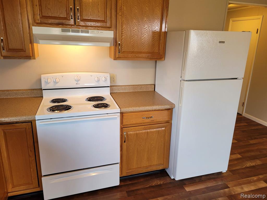 1299 SAND BEACH Road, Bad Axe, MI 48413 — Photo 8