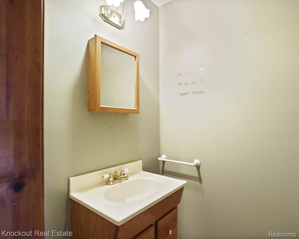 13098 SEYMOUR Road, Montrose, MI 48457 — Photo 24