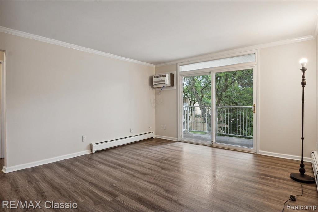 4905 CROOKS Road, A11, Royal Oak, MI 48073 — Photo 11