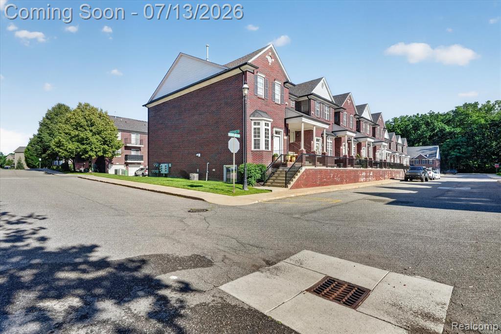 53118 Providence Drive E, 41, Utica, MI 48316 — Photo 3