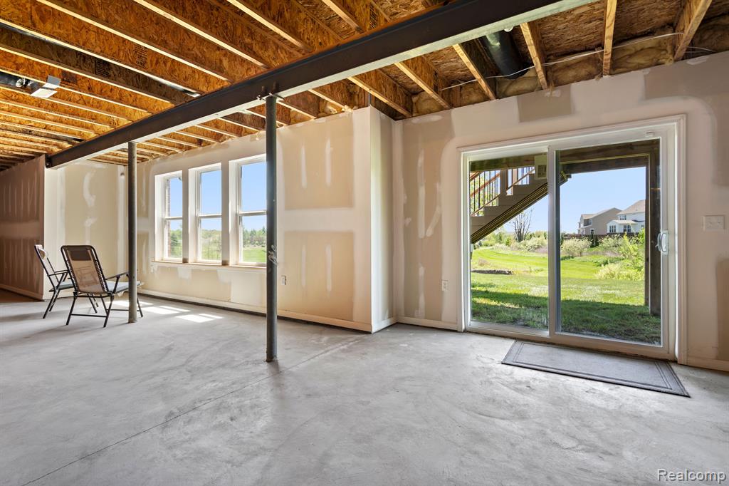4562 Cloverdale Court, Lake Orion, MI — Photo 52