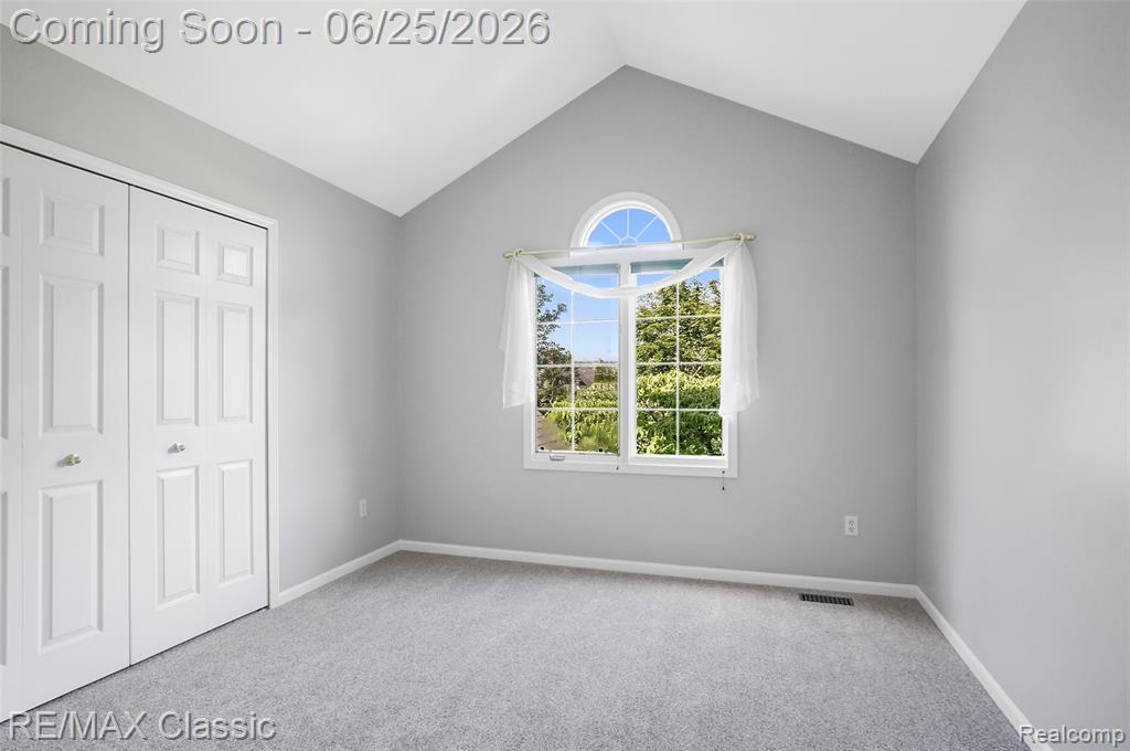 7439 Millwood, West Bloomfield, MI — Photo 30
