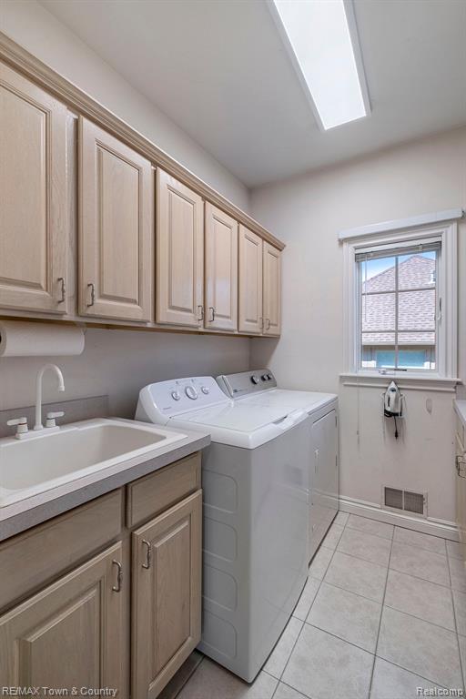 440 RIVER WOODS Drive, Flushing, MI 48433 — Photo 15