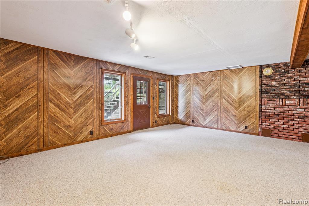 14960 Holmes Road, Gregory, MI 48137 — Photo 38