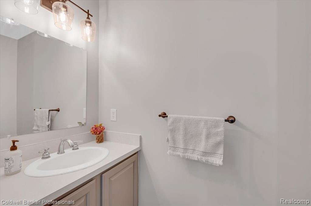 660 Akram, Oxford, MI 48371 — Photo 13