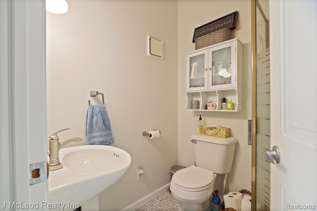 6287 San Vito Drive, Otter Lake, MI 48464 — Photo 28