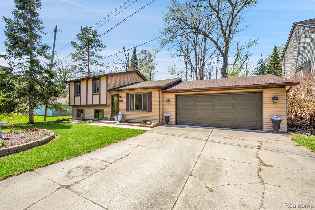 414 NORLAND Street, Lake Orion, MI 48362 — Photo 4