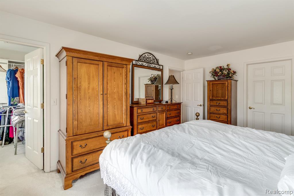 4717 SYCAMORE Drive, Ypsilanti, MI 48197 — Photo 28