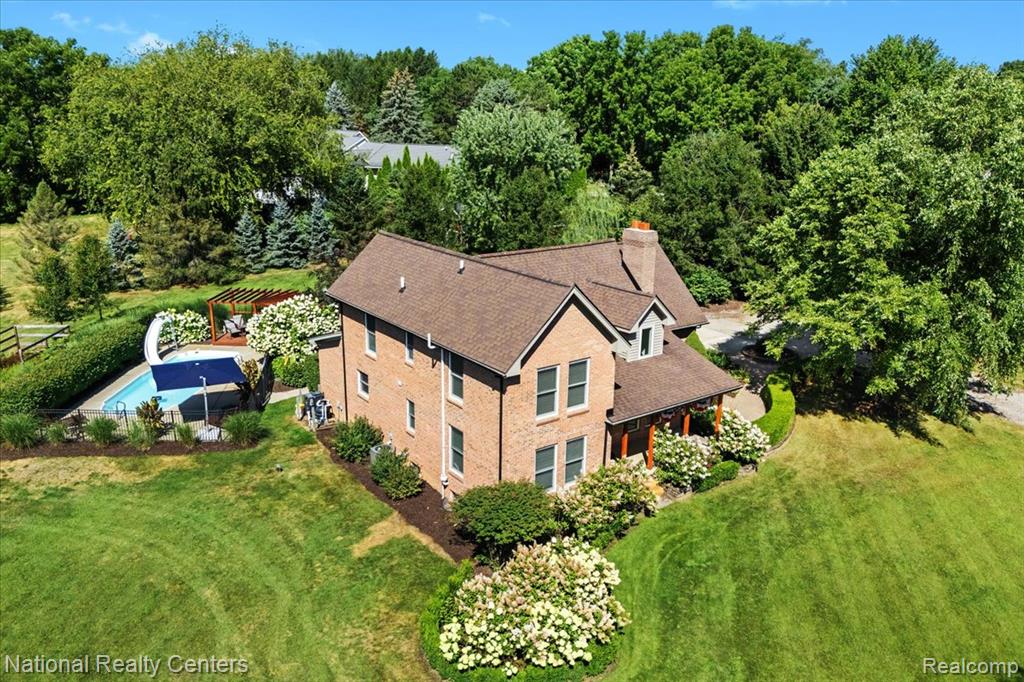 4650 Cooley Lake Road, Commerce Twp, MI 48382 — Photo 39