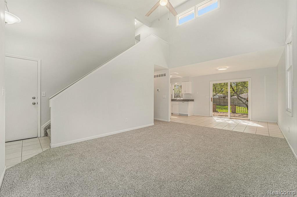 6075 N VERNON Street, Dearborn Heights, MI 48127 — Photo 13