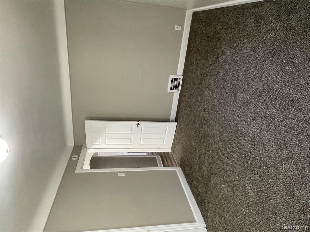 16210 Ferguson Street, Detroit, MI 48235 — Photo 16