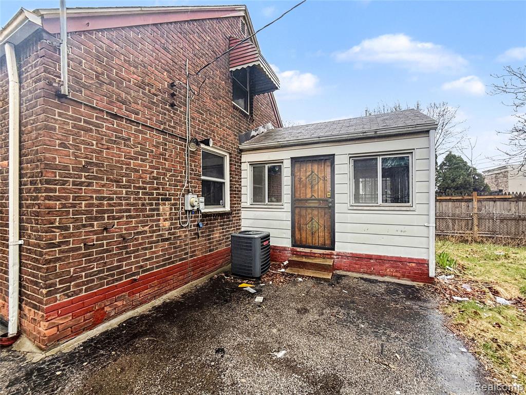 11336 Courville Street, Detroit, MI 48224 — Photo 21