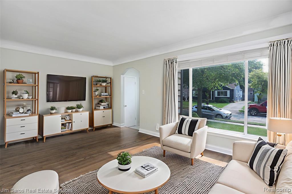 716 S Dorchester Avenue, Royal Oak, MI 48067 — Photo 3