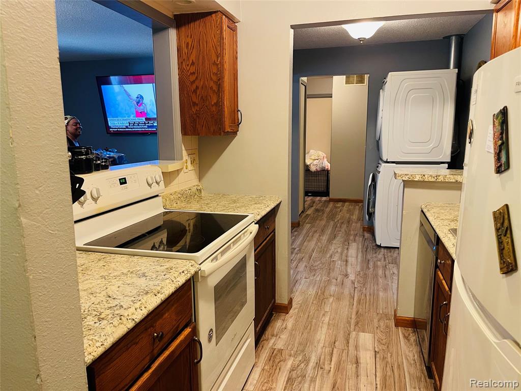 6131 Western Drive, 45, Saginaw, MI 48638 — Photo 12
