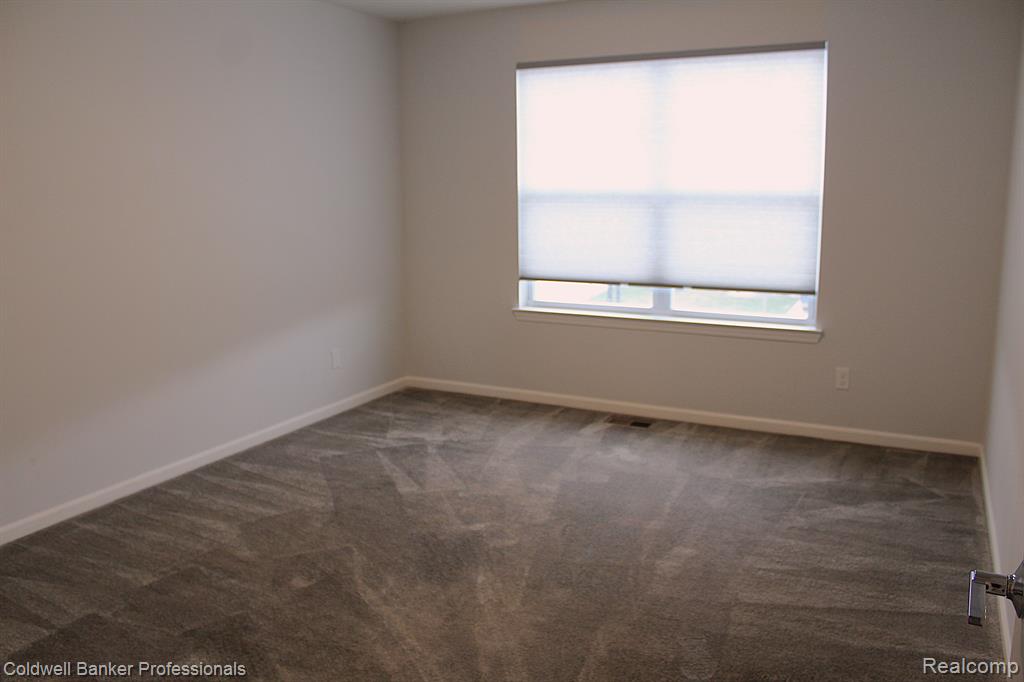 48372 FIELDSTONE Drive, Northville, MI — Photo 21