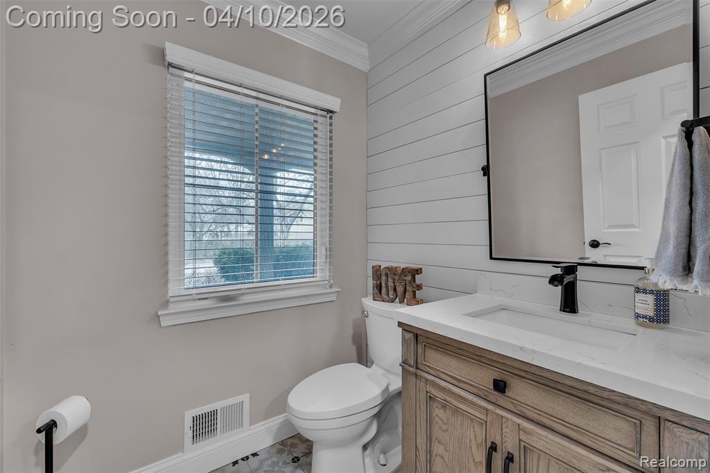 47105 Larchmont Drive, Canton, MI 48187 — Photo 34