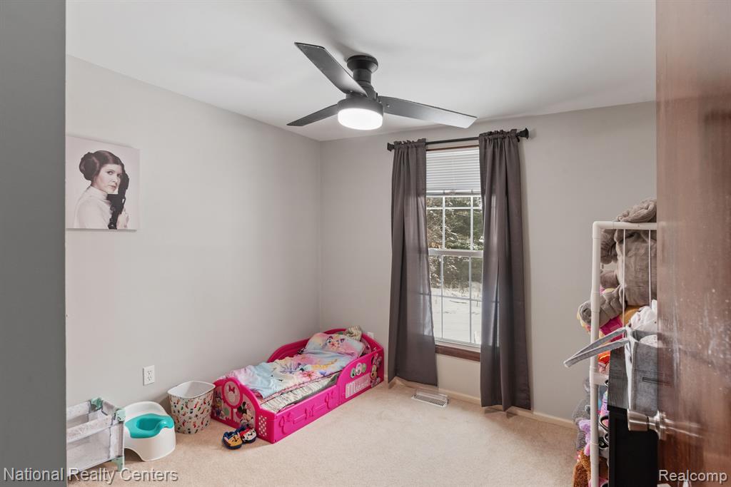 2590 AVERY Court, Wolverine Lake, MI 48390 — Photo 14