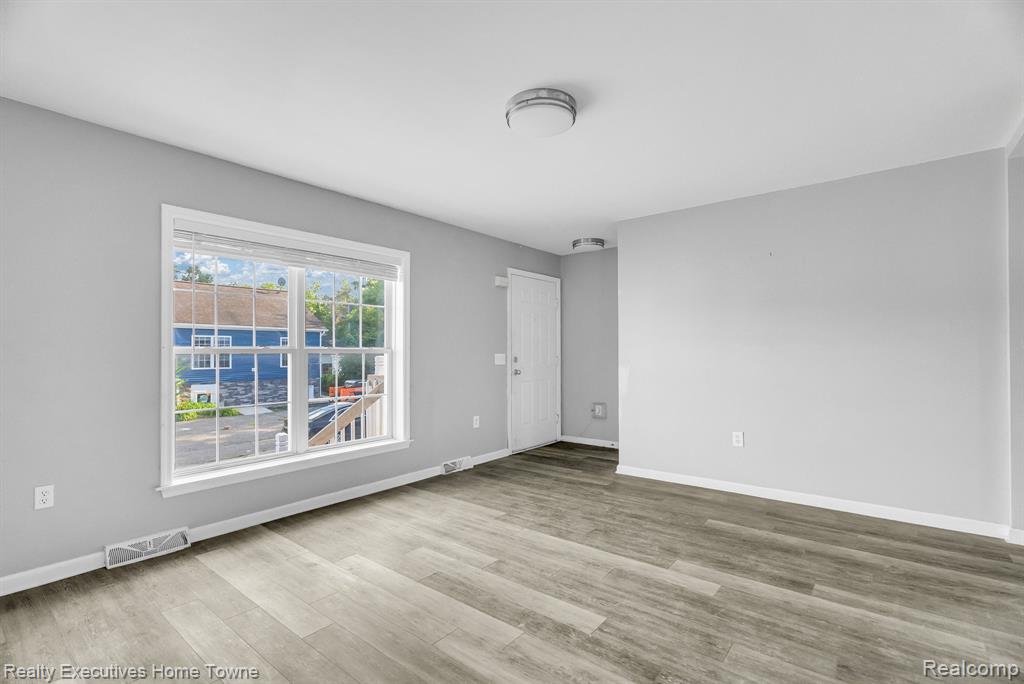 415 Hilton Road, Ferndale, MI 48220 — Photo 41
