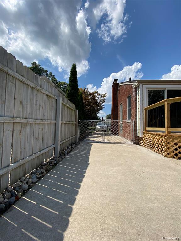 9834 Brookfield Street, Livonia, MI 48150 — Photo 66