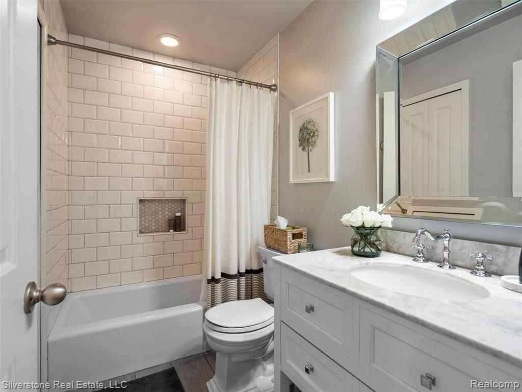 3439 Aquarious Circle, Oakland, MI — Photo 38