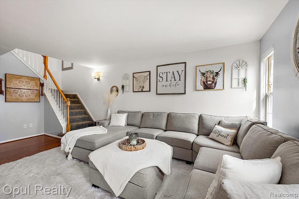 8745 Vine Street, Belleville, MI 48111 — Photo 5