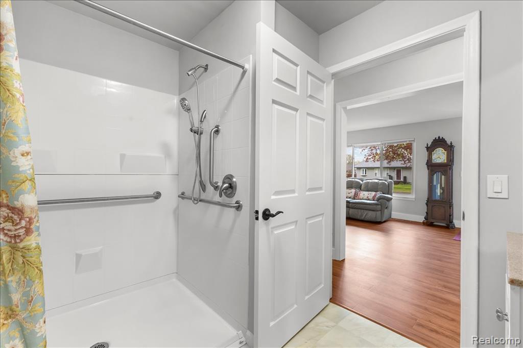 719 Hartner Drive, Holly, MI 48442 — Photo 19