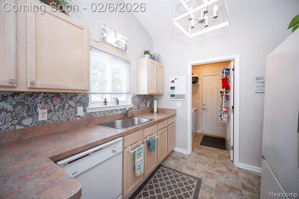 21955 Concord Drive, Riverview, MI 48193 — Photo 17