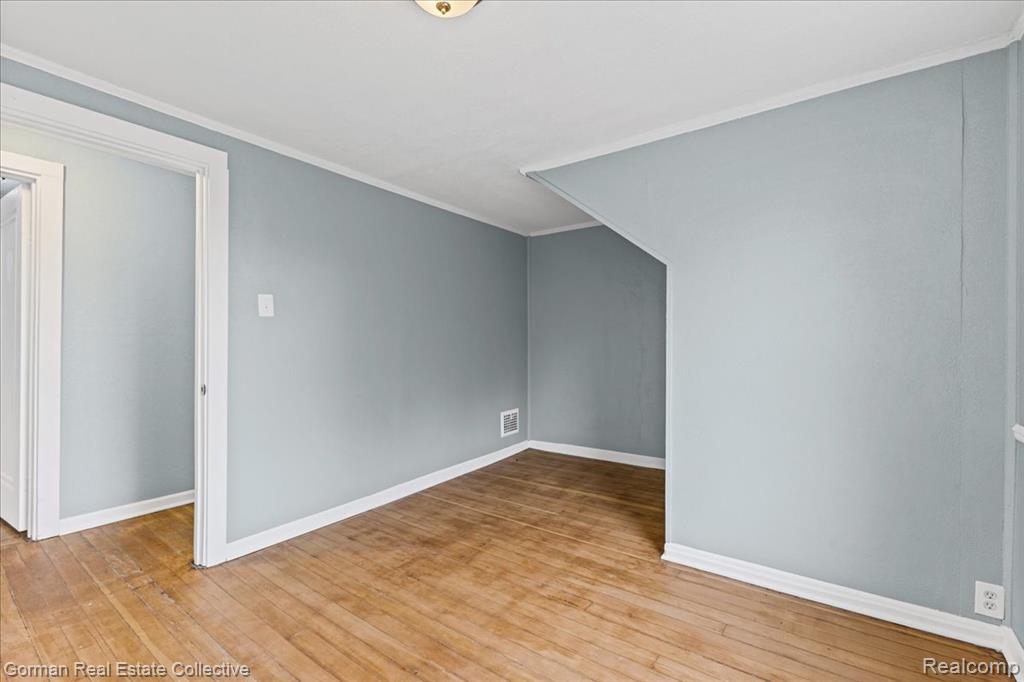8227 Saint Marys Street, Detroit, MI 48228 — Photo 13